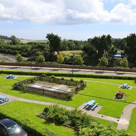 Long Quay Apartments, Clonakilty Extérieur photo