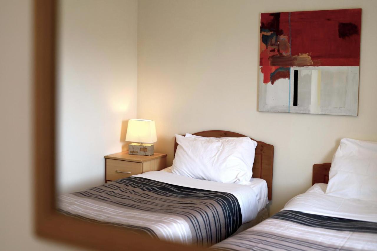 Long Quay Apartments,